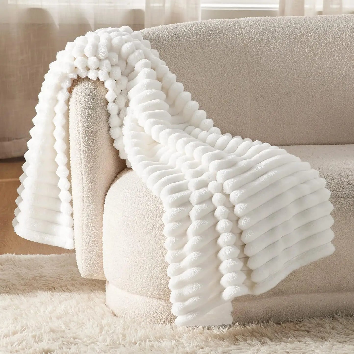 Bedsure Fleece Throw Blanket for Couch